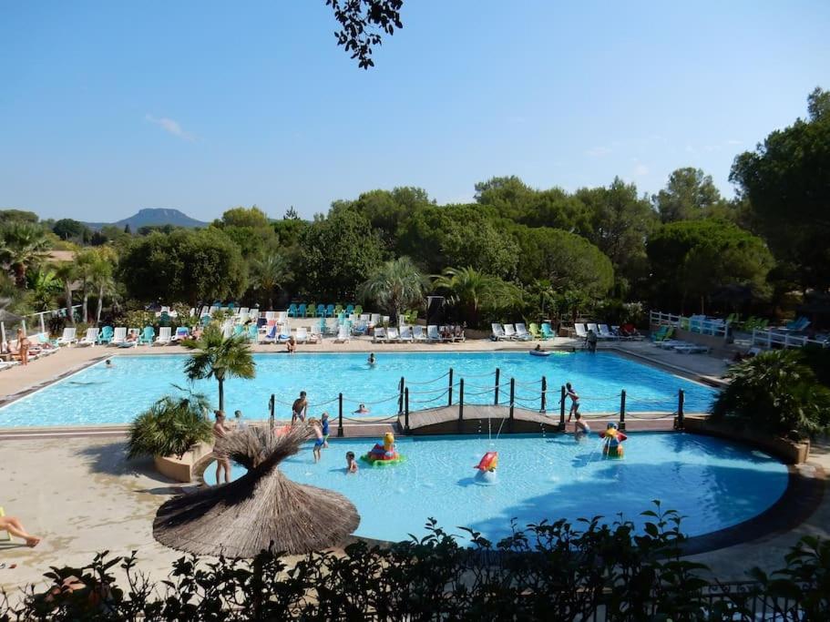 Mobile Home 6-Pers Camping Lei Suves-Cotes D'Azur-Including Airco Roquebrune-sur Argens Zewnętrze zdjęcie
