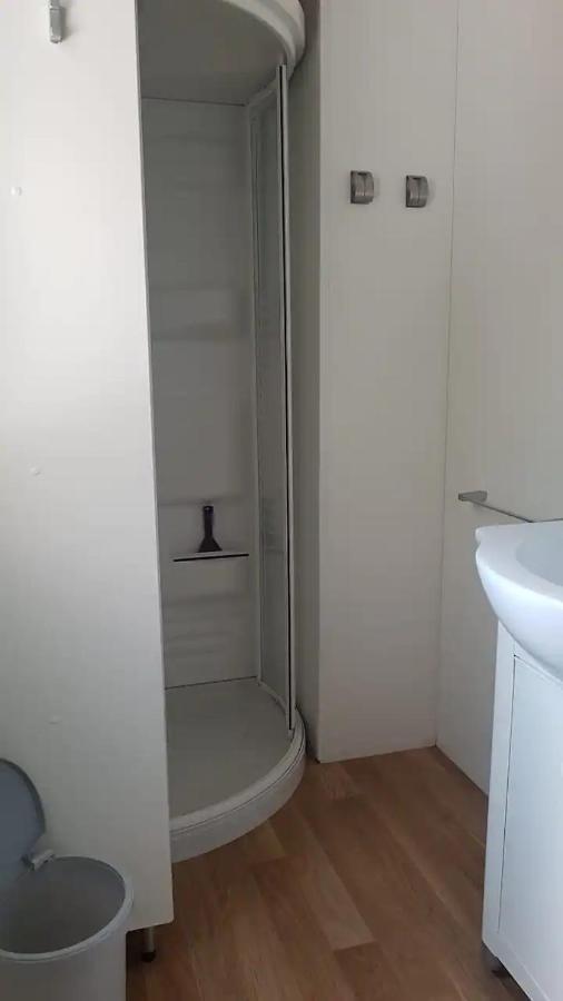 Mobile Home 6-Pers Camping Lei Suves-Cotes D'Azur-Including Airco Roquebrune-sur Argens Zewnętrze zdjęcie